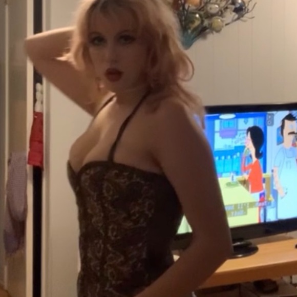 Green corset - Picture 5 of 7